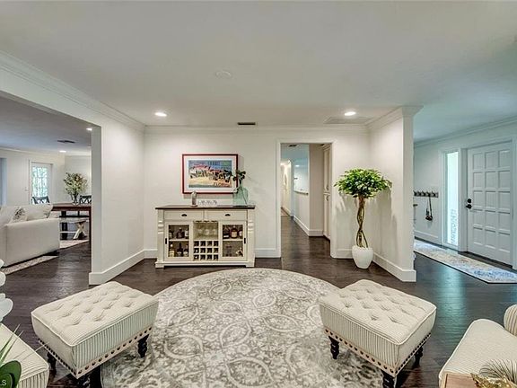 3rd image of 1230 Braman Ave
