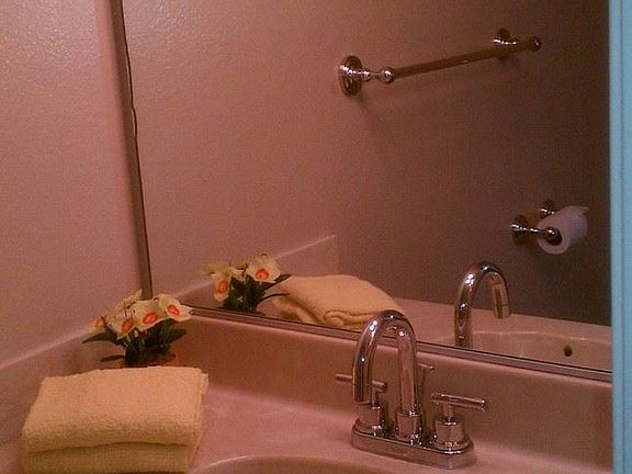 5th image of 17126 Woodruff Ave APT A