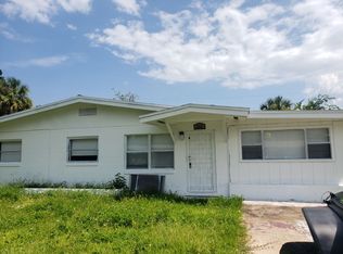 823 N Kottle Cir, Daytona Beach, FL 32114