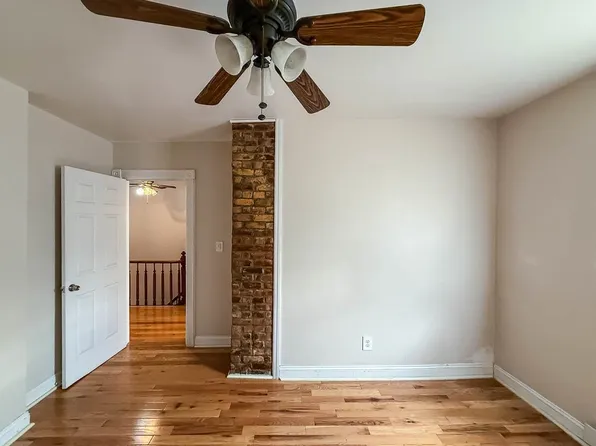 125 Poplar Street image 36 of 44