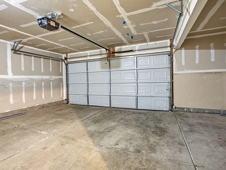 12192 Maize Dr — Photo 40
