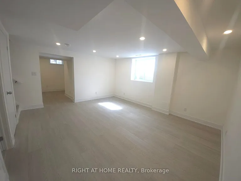 13 Spring St #BASEMENT — Photo 7