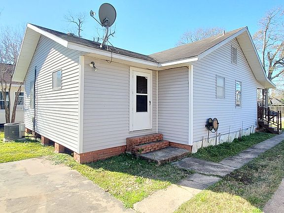 2nd image of 6464 Jefferson Blvd