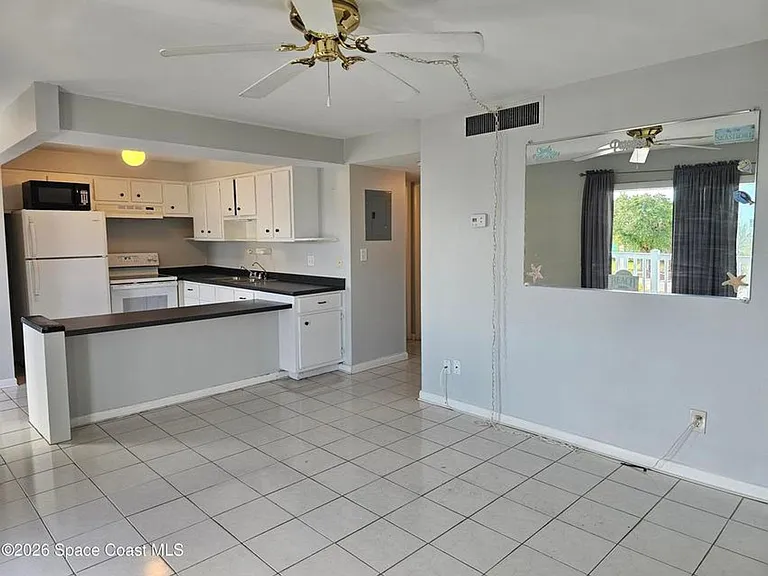 3601 Ocean Beach Blvd #8 — Photo 12