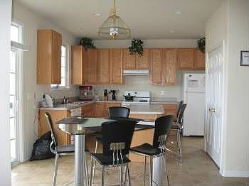 4th image of 109 Vincent Dr