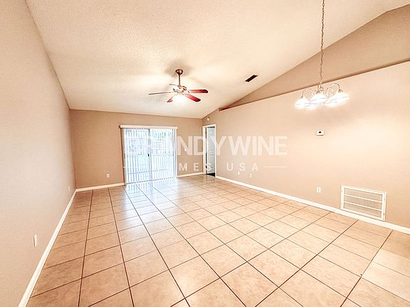 4th image of 2739 Annhurst Ave