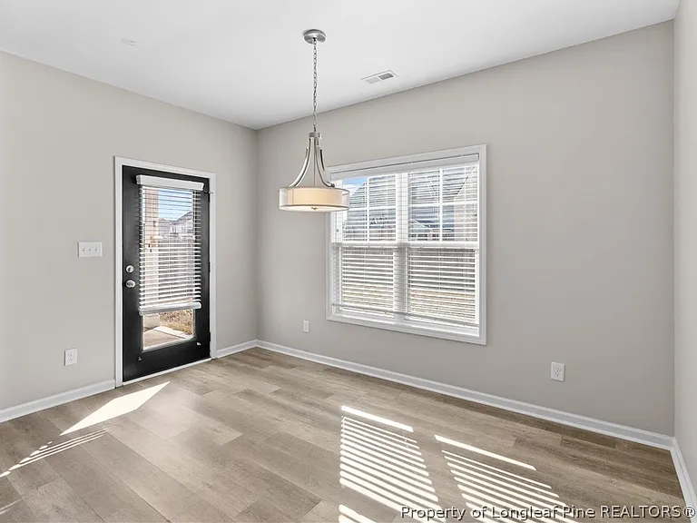 120 Chatfield Dr — Photo 15