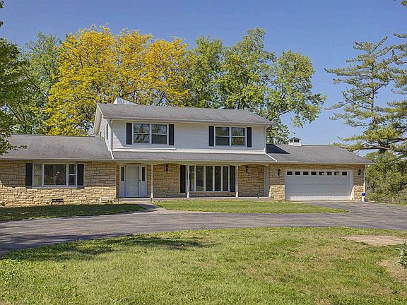 2nd image of 17380 Corbett Rd
