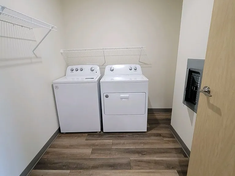 Rail10 Apartments — Photo 10