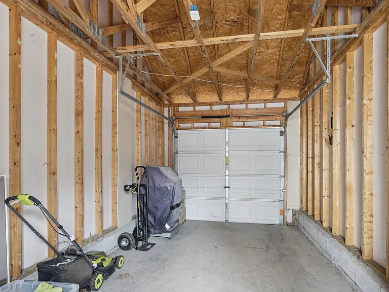 7841 Heaton Way — Photo 39