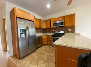 702 De Graw St #3A, Brooklyn, NY 11217
