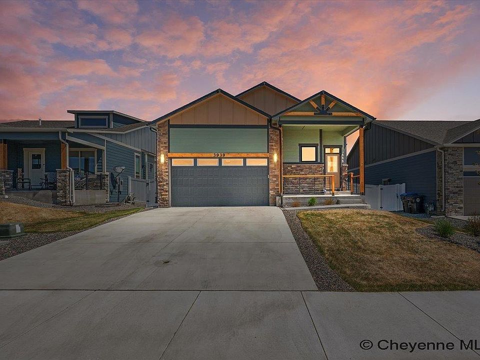 1st image of 3939 Dixon Dr