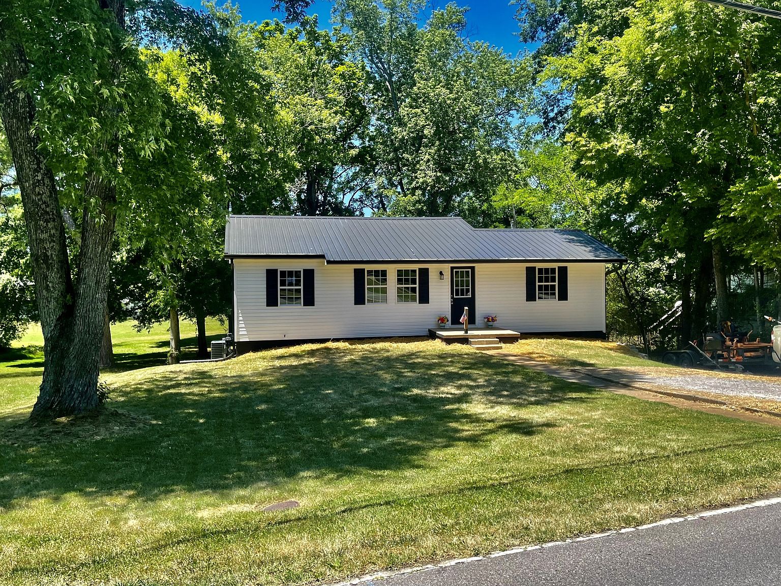 1885 Old Russellville Pike, Clarksville, TN 37043 Zillow