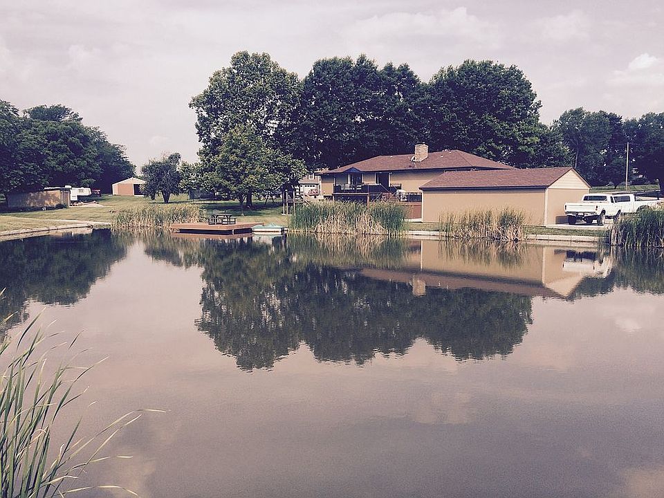 2nd image of 19690 Clare Rd