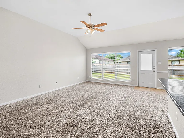 7925 Fieldstone Dr — Photo 25