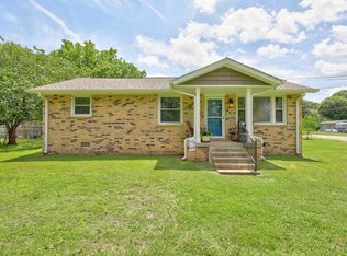 135 Irvin Rd, La Vergne, TN 37086