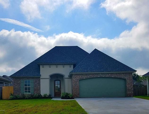 1st image of 104 Monterey Dr
