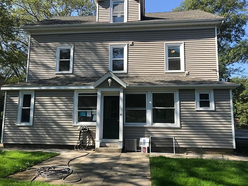 1st image of 31 Woodland Ave #3