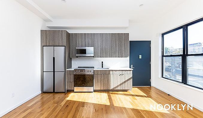 1st image of 35 Kane Pl #3