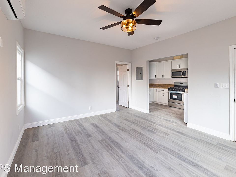 1st image of 2211 E 6th St #B