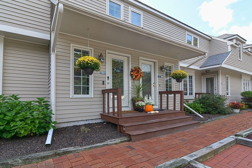 89 Hartford Ave E 1D, Uxbridge, MA 01569 Zillow