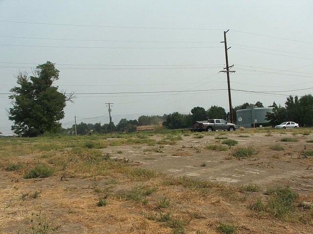 Building Photo 4