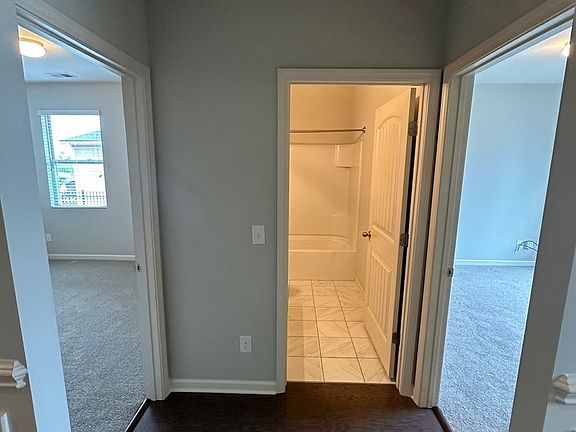 4th image of 3728 Jerry Anderson Dr