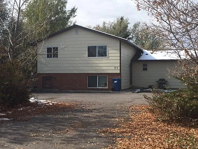 57 Arrowwood Dr #B — Photo 1