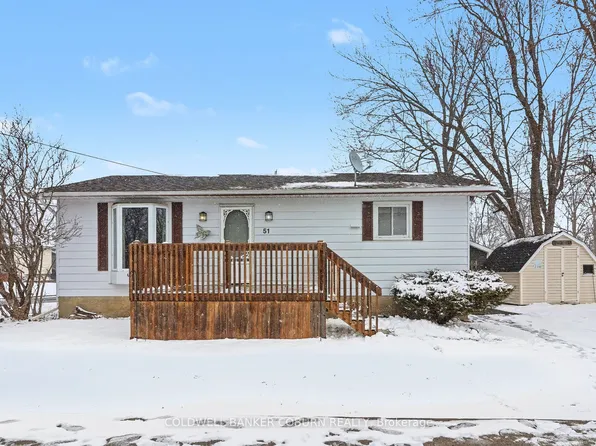 51 College St, North Dundas, ON K0C 1H0