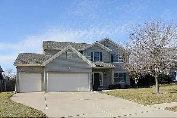 1512 Tearose Ln photo 1