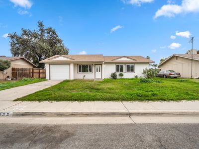 732 N Dwight Avenue, Farmersville, CA, 93223