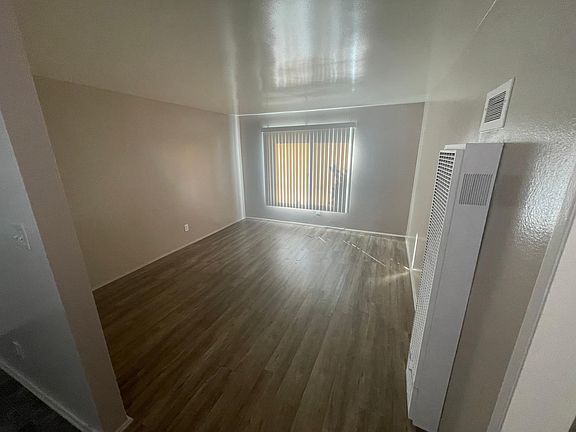 3rd image of 9941 Ramona St #1