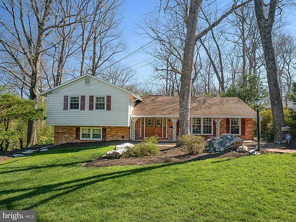 4th image of 9138 Leghorn Pl