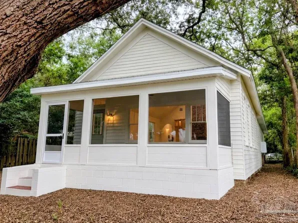 217 N Barcelona St, Pensacola, FL 32502