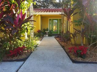 1883 Riviera Cir, Sarasota, FL 34232