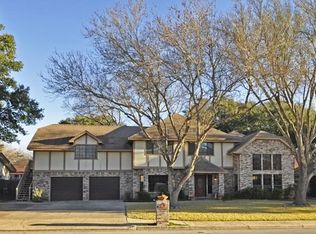 10700 Pinehurst Dr, Austin, TX 78747