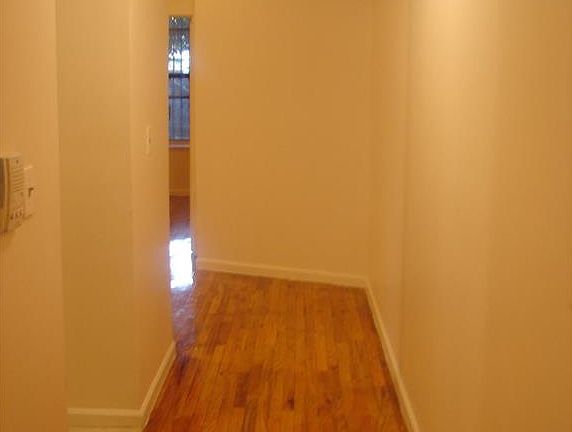 3rd image of 2400 Davidson Ave APT B3