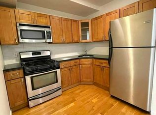 31-10 23rd St #22D, Astoria, NY 11106