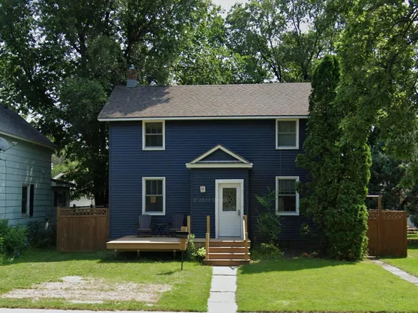 210 6th St N, Breckenridge, MN 56520