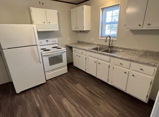 2904 4th St APT 3, Trenton, MI 48183