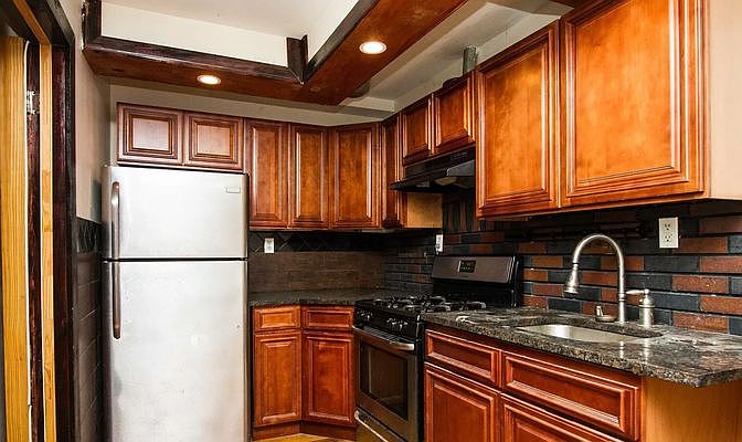 1st image of 238 Starr St #1R