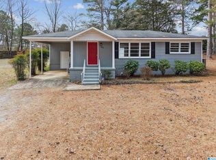 8161 Phillips Dr, Leeds, AL 35094