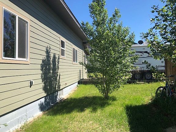 2nd image of 732 4th St S