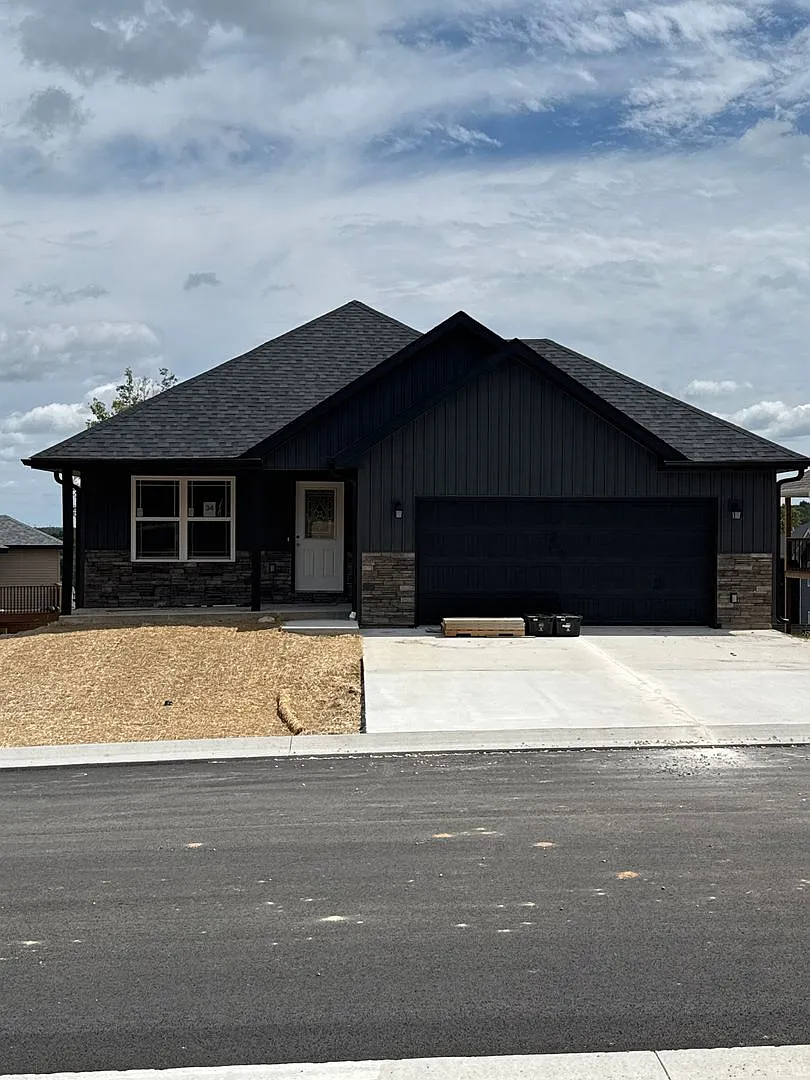 NEW 5 Bed 3 Bath w/ Walk Out Basement Waynesville School District — Photo 1