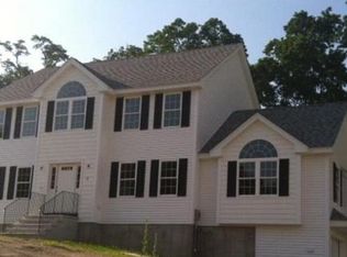 1550 Mammoth Rd, Dracut, MA 01826
