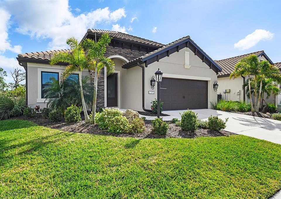 1st image of 272 CARLINO DRIVE