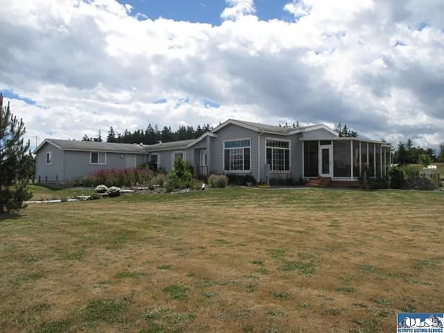 201 Secluded Way photo 1