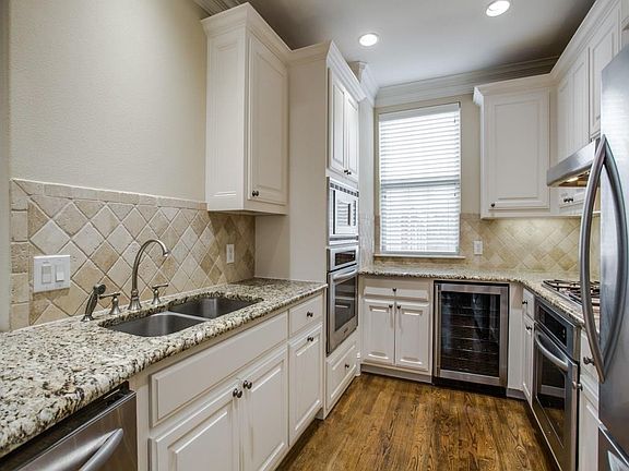 4th image of 4153 Grassmere Ln #4A2