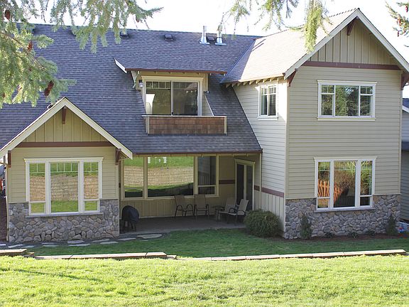 Exterior view from 3rd hole