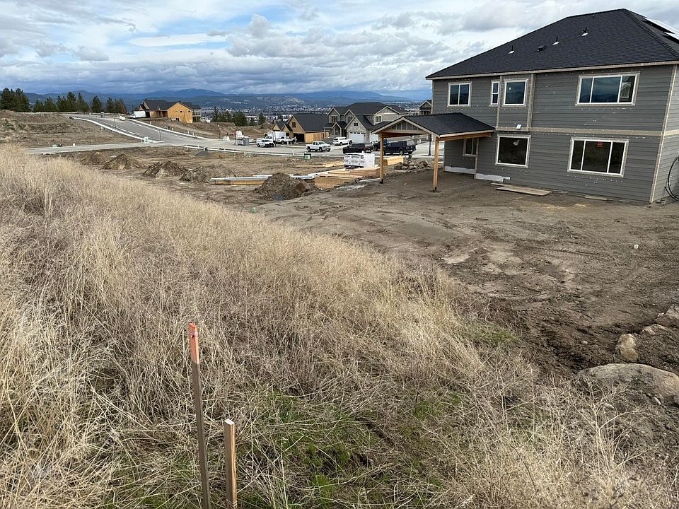 2nd image of 1414 S Manifold Rd